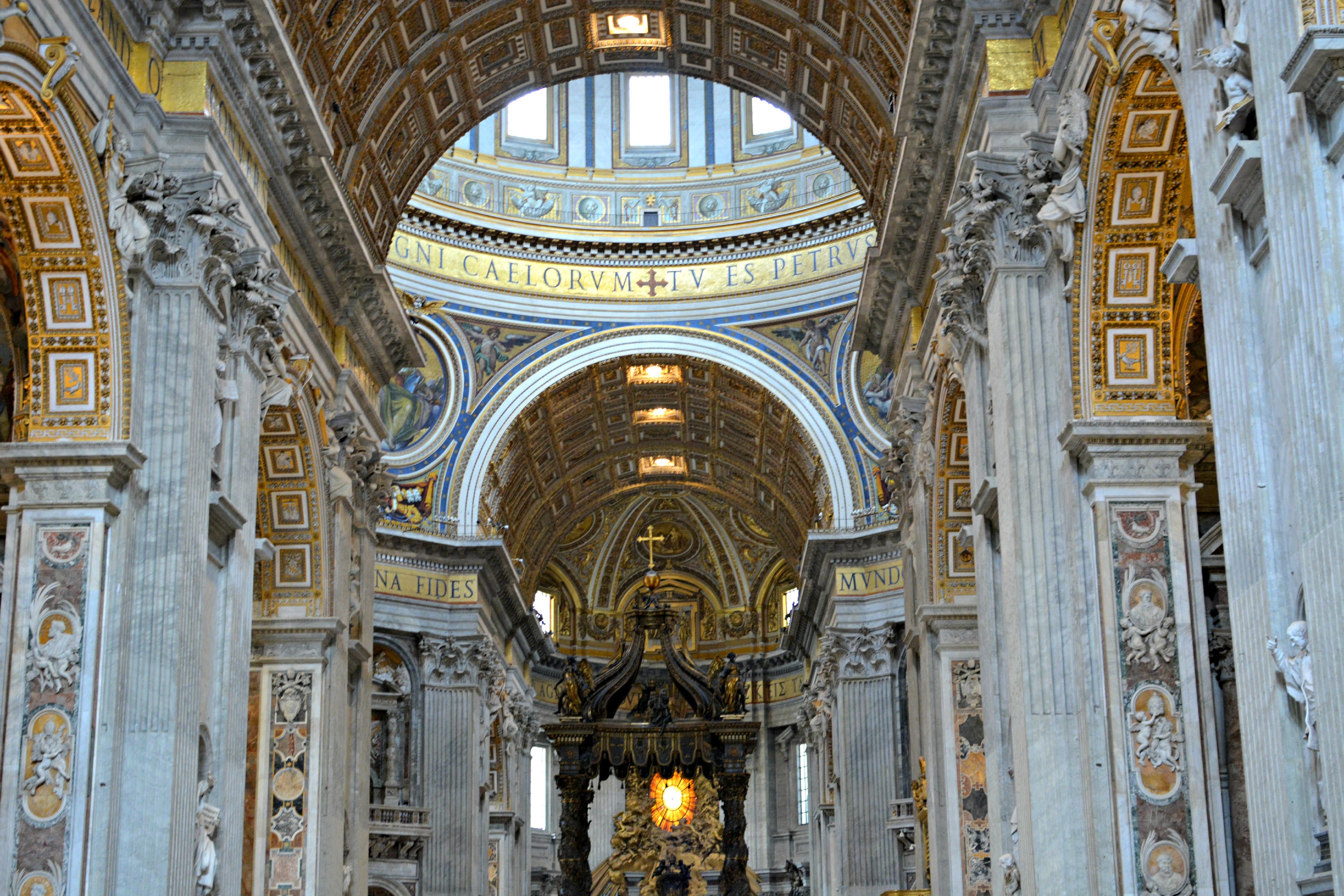 Is St. Peter’s Basilica Free? Everything You Need to Know - PlantHD
