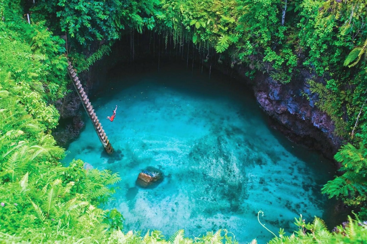 to sua ocean trench samoa south pacific islands